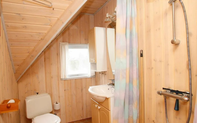 Modern Holiday Home With Indoor Whirlpool at Hals Jutland