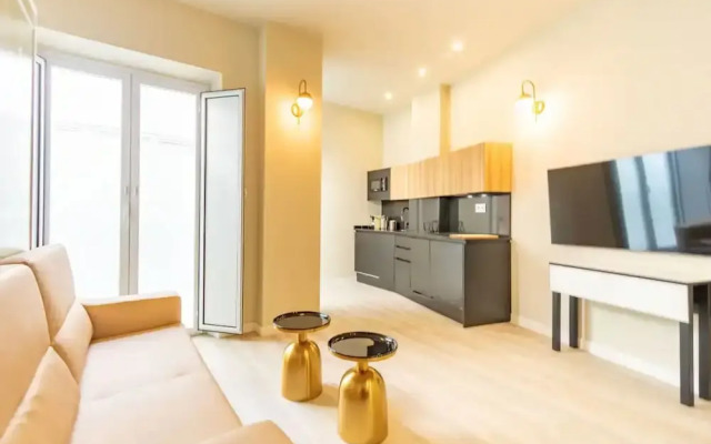 Harinas Central Apartments by Valcambre