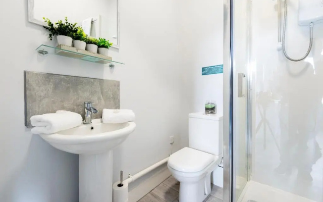 Wrexham Central Stay Apartment Seven