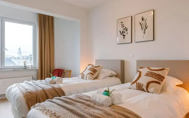 Luminous Family Apartment With Magnificent View