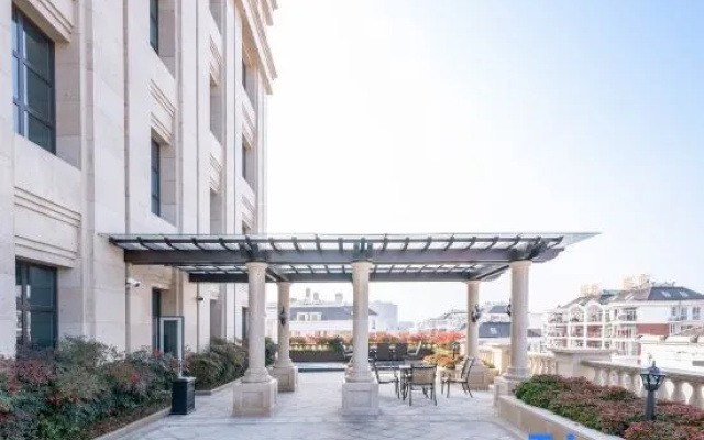 Senran Wutong Hotel