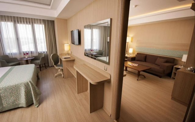 Hotel Golden Way Giyimkent