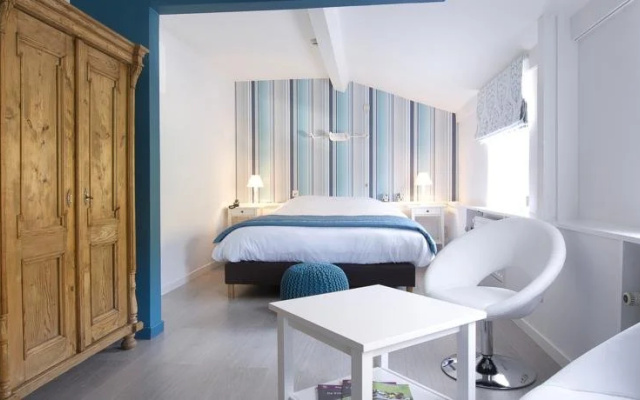 Hotel La Chambre Damis