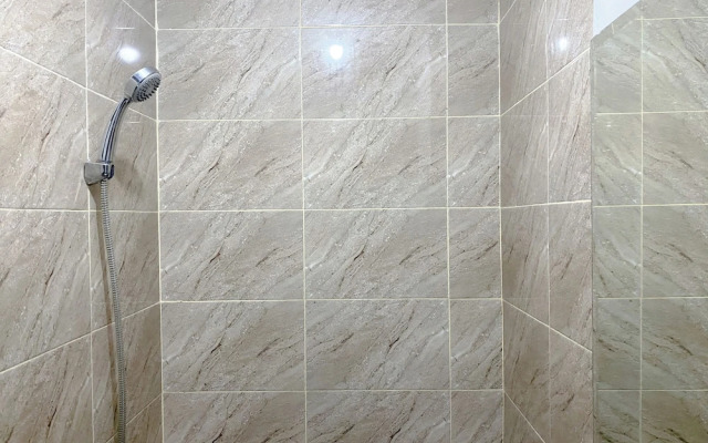 Restful And Well Designed Studio Transpark Juanda Bekasi Timur Apartment
