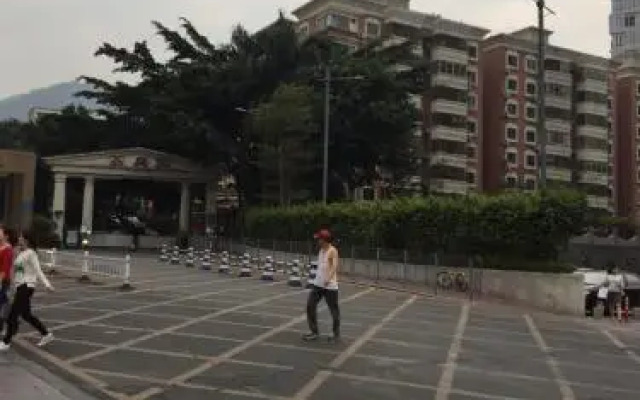 Shenzhen B104 Hostel