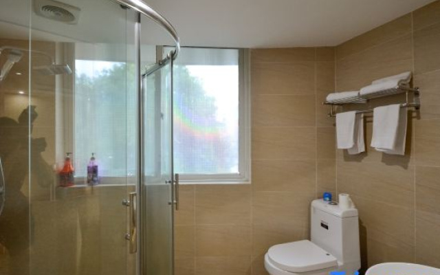Linhai Haiyang Business Hotel