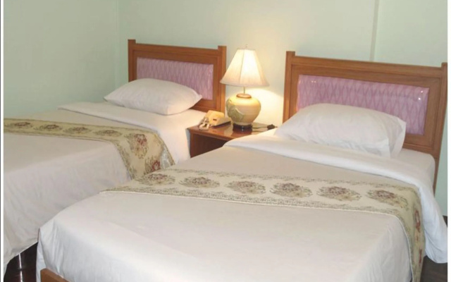 Ubon Hotel