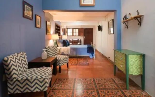Hotel Casa Leona