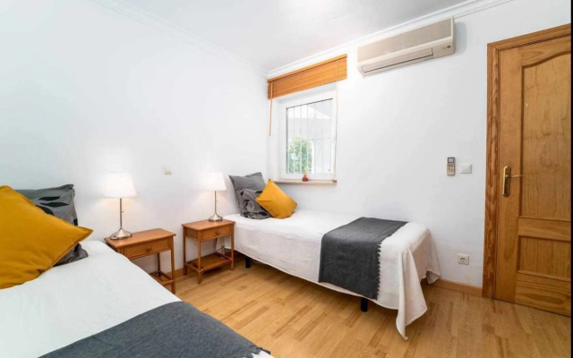 Azahara 1 3A Casa Concha great location and nice view located in the popular Aloha