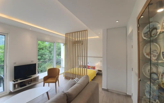 Viola lux apartments