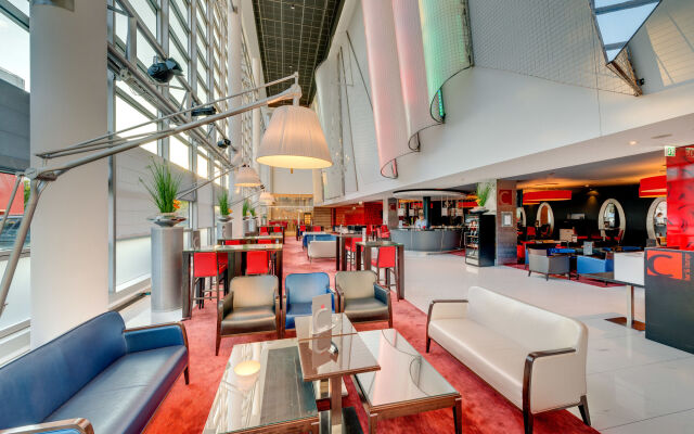 Hilton Geneva Hotel and Conference Centre
