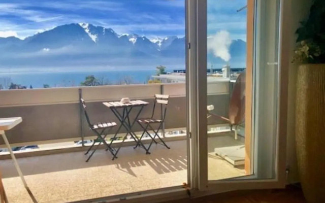 Spacious Apartment with Lake View | 35