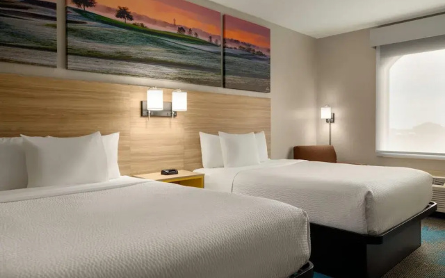 Days Inn & Suites Prattville-Montgomery