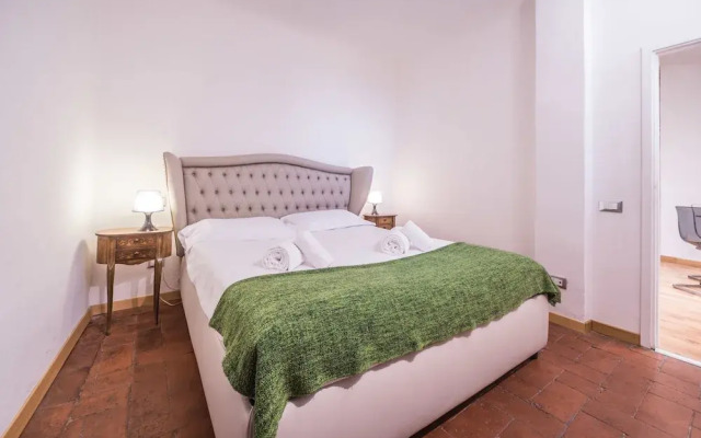 Stunning 2BD Apt 7min Walk to Duomo