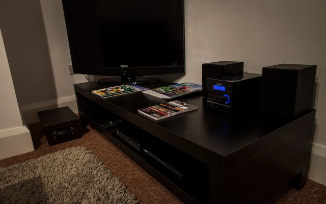 Central Suite - Simple2let Serviced Apartments