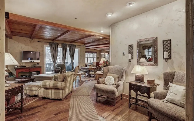 Arrowhead Village BP12 - 3 Br Condo