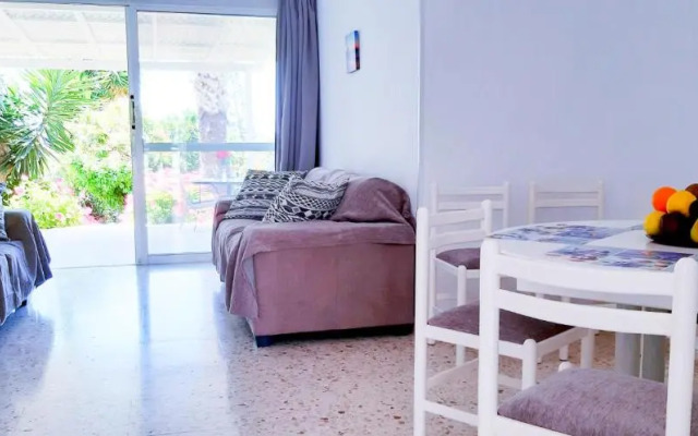 Lina Coral Bay Suite