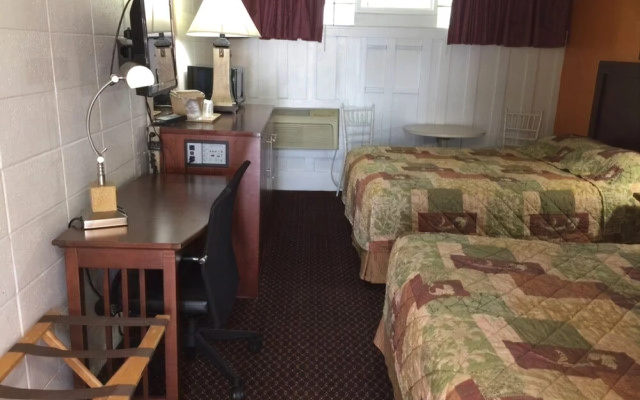 The Hollander Motel