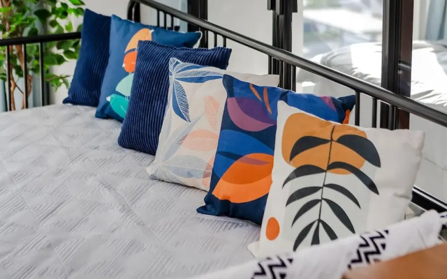 Cozy 1BR in Socio Tower 2