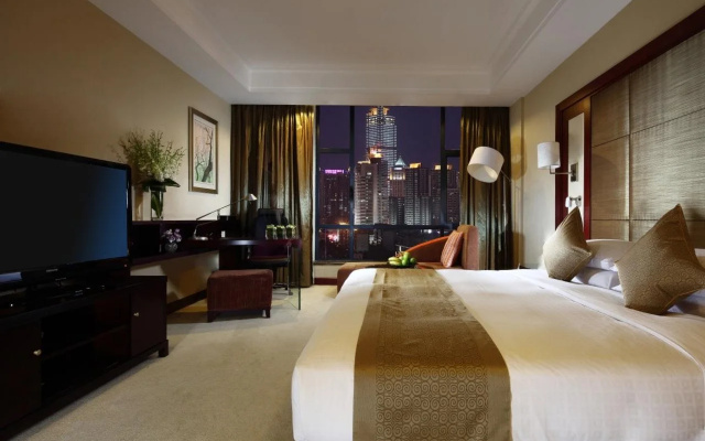 Premier Red Forest Hotel