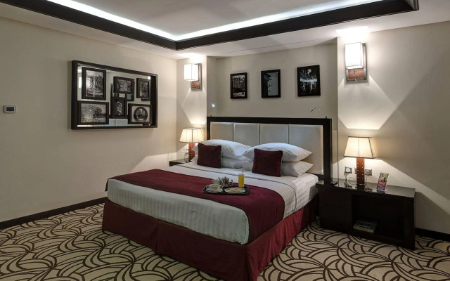 Pavilion Palace Hotel
