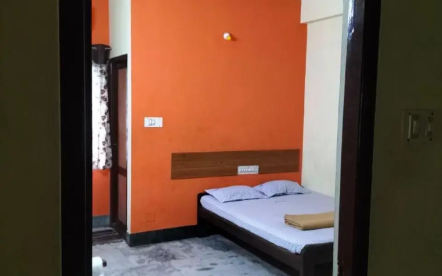 Hotel Eswara Lodge