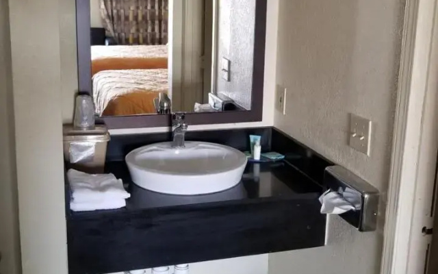 Holiday Inn Express Greenfield