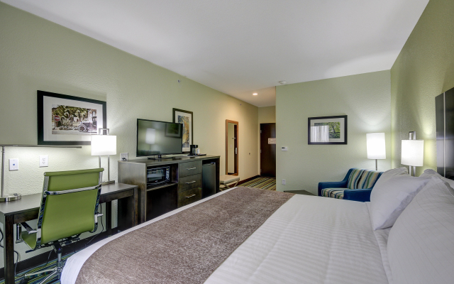 Holiday Inn Express & Suites Carrizo Springs by IHG