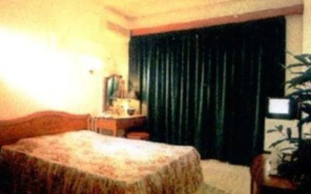 Cay Thong Hotel(Khách sạn Cây Thông)