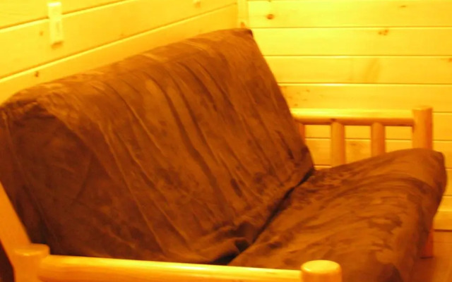 Pine Knoll Lodge and Cabins, Inc.