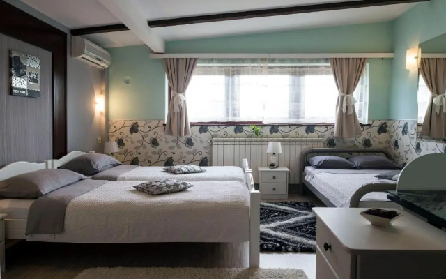 Rooms Madison
