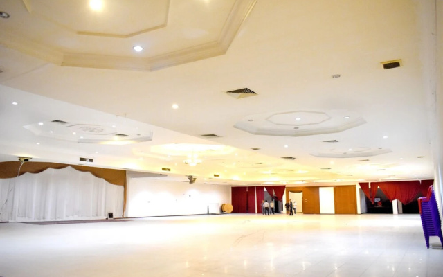 Penuin Hotel