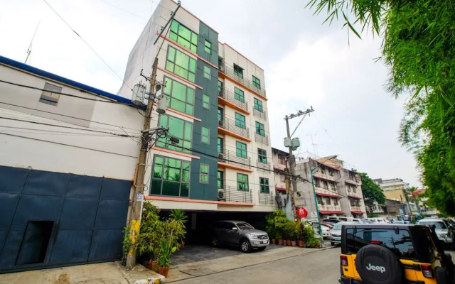 ZEN Rooms Suez Street Makati