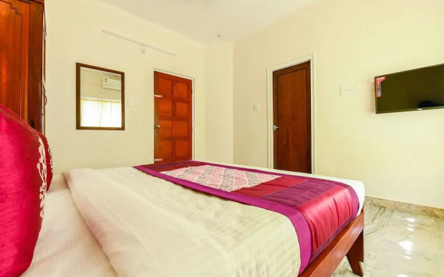 OYO 11328 Hotel Chandrika Residency