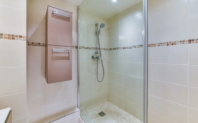 Les Elfes Apartment 2