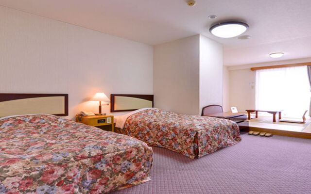 Отель Miyuki Hamabaru Resort Центр Окинавы комната для гостей