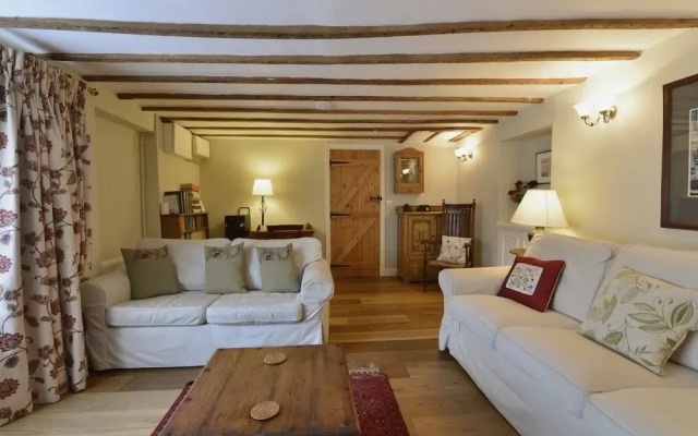 Blackbird Cottage