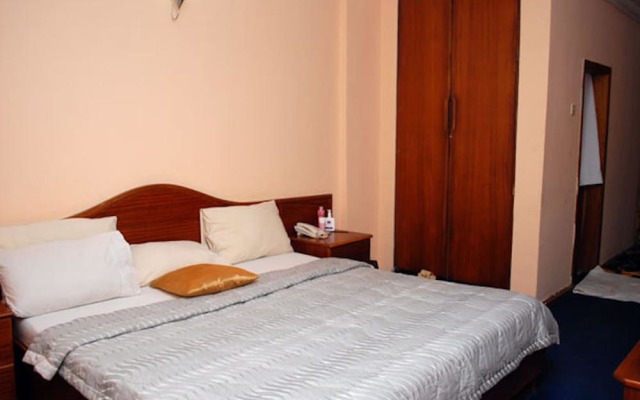 Royal Marble Hotel комната для гостей