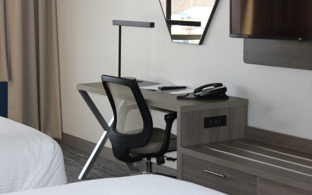 Holiday Inn Express & Suites Carbondale - University Area by IHG