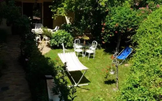 L'AMANDIER
