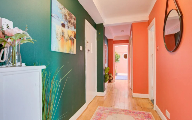 Hyde Park Private Family Apartments