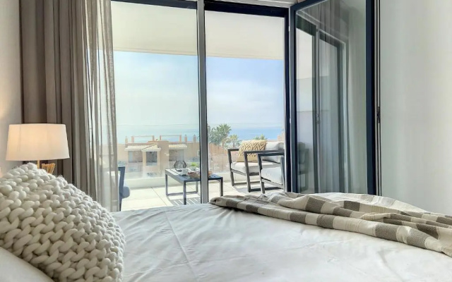 Via Celere 2330 Sea View Apartment