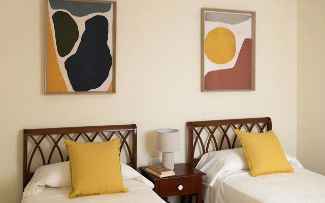 Eva Recommends San Pablo Duplex