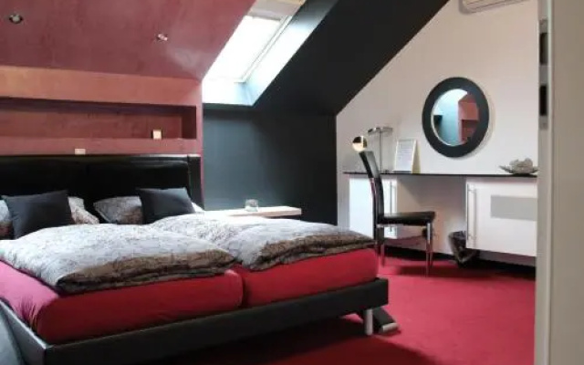 Hotel Come In