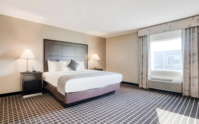 Alexis Hotel & Banquets Dallas Park Central Galleria
