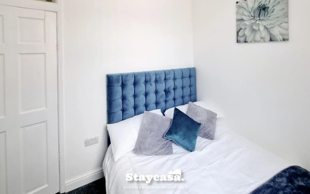 Cosy 4-Bedroom House Manchester