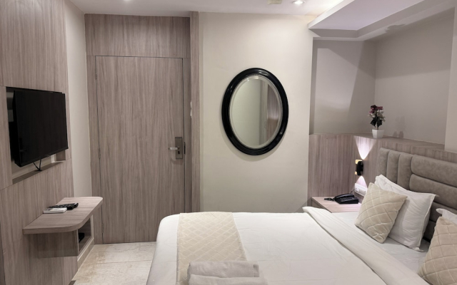 kurla suites