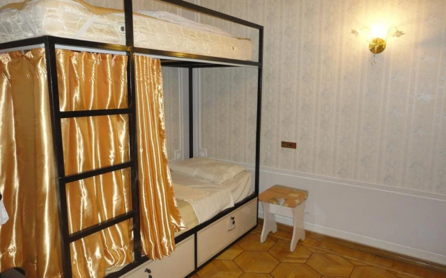 Royal Boutique Hotel on Kievyan Boutique-Hotel