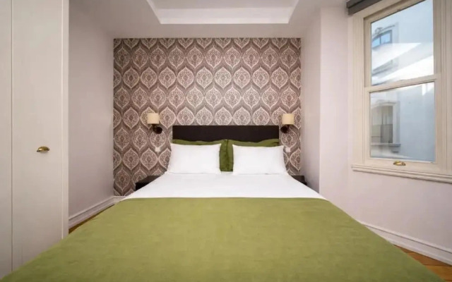 Galata Maison by Guest Teori