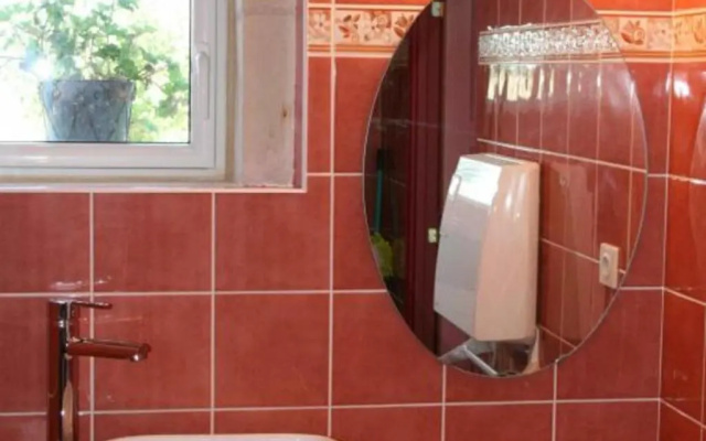 Gîte Civray-sur-Esves, 4 pièces, 6 personnes - FR-1-381-323